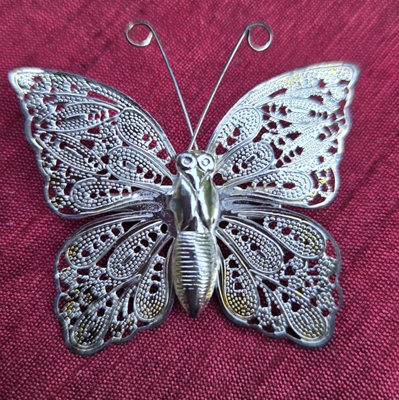 Owl, Butterfly and Elephant Jewellery - Picture 3 of 11